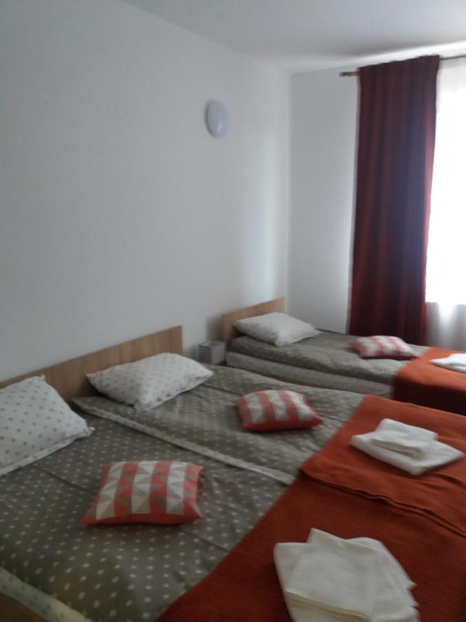 Cazare Neu-Arad Autostrada Apartment Exterior photo